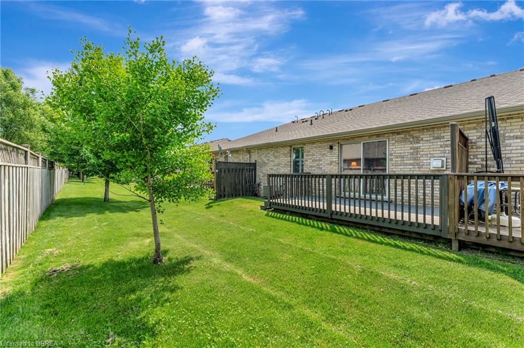 25-25 Cobden Court Property Photo 29