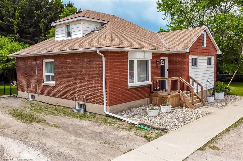 113 Lynden Road Property Photo 2
