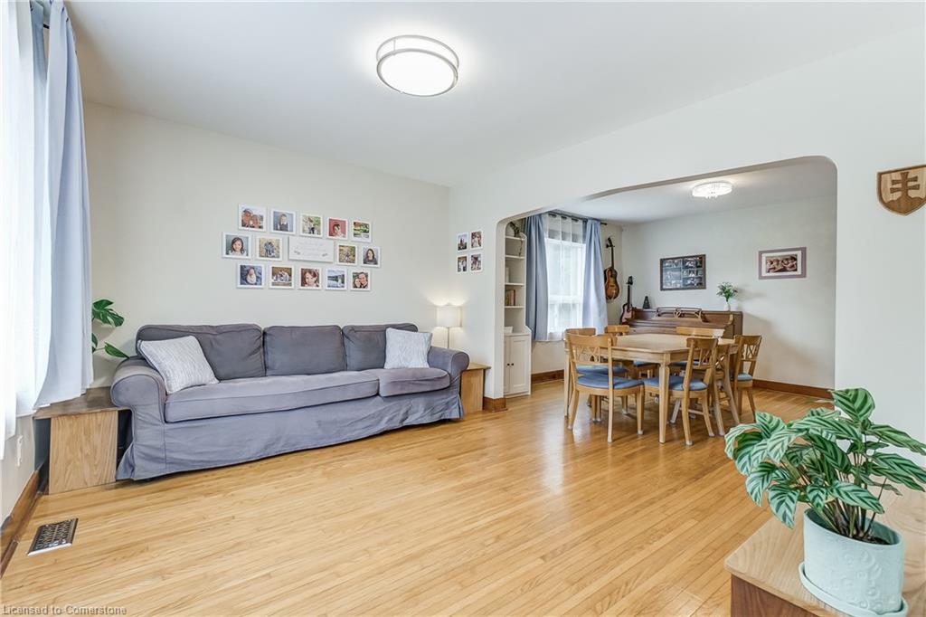 113 Lynden Road Property Photo 6
