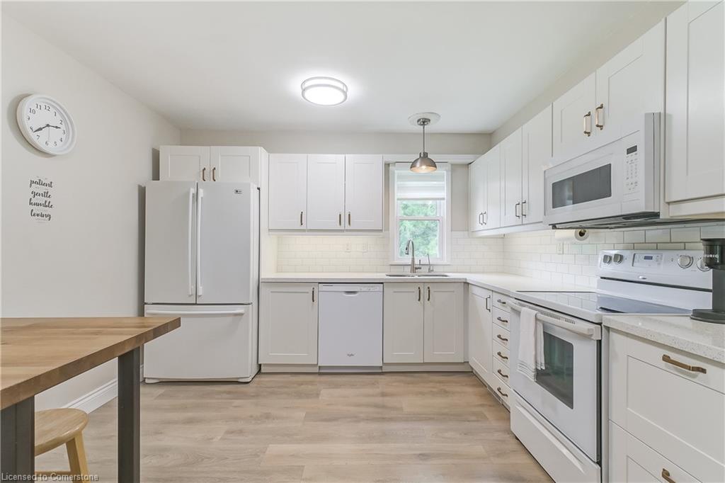 113 Lynden Road Property Photo 12