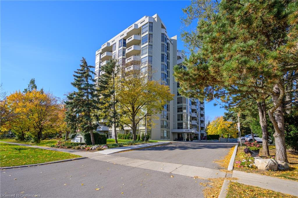 301-1237 North Shore Boulevard E Property Photo 1