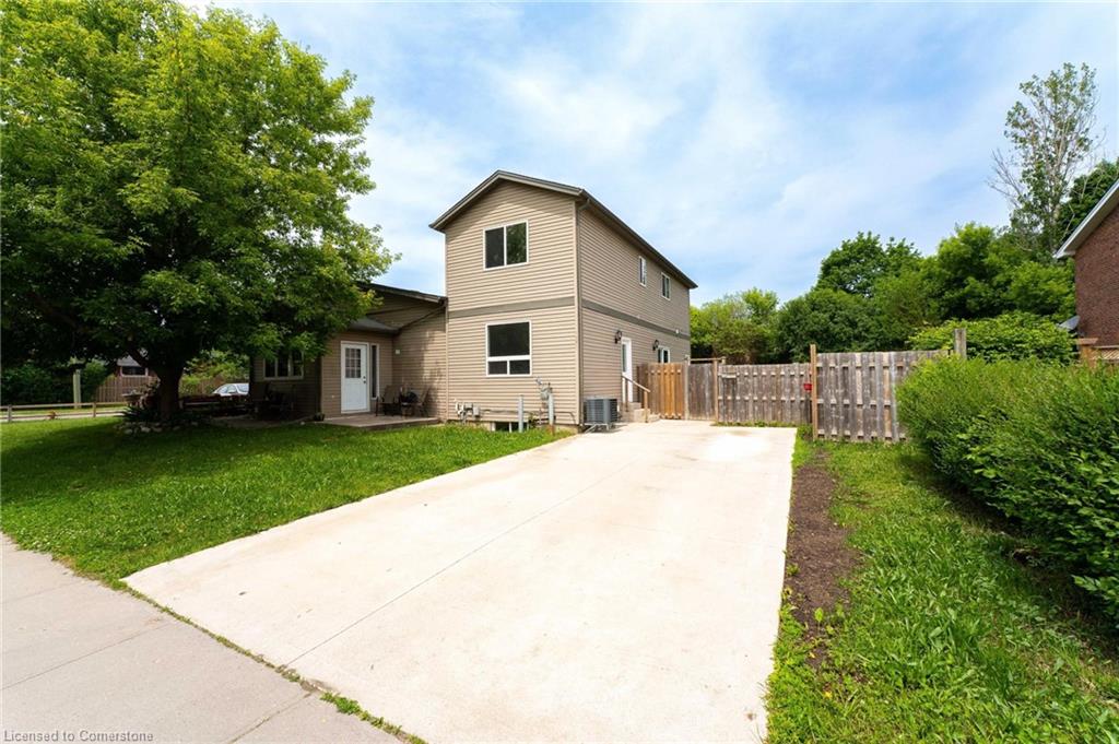 120 Jansen Avenue Property Photo 3