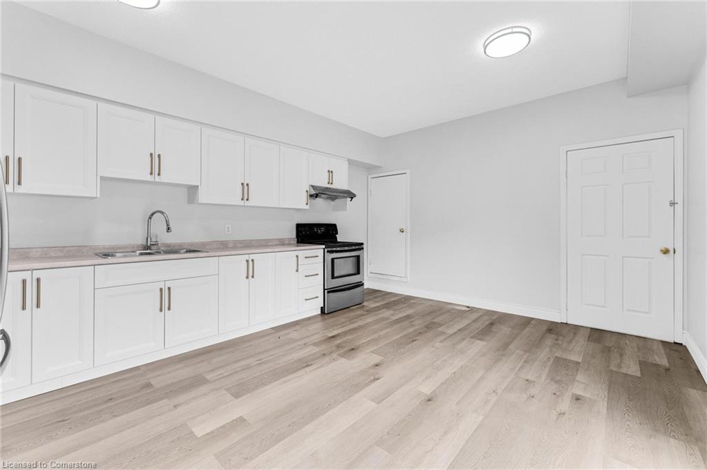 120 Jansen Avenue Property Photo 11