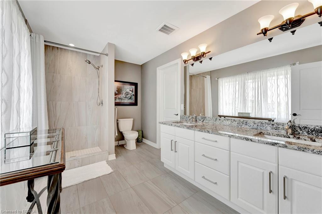 77 Lafayette Street E Property Photo 15