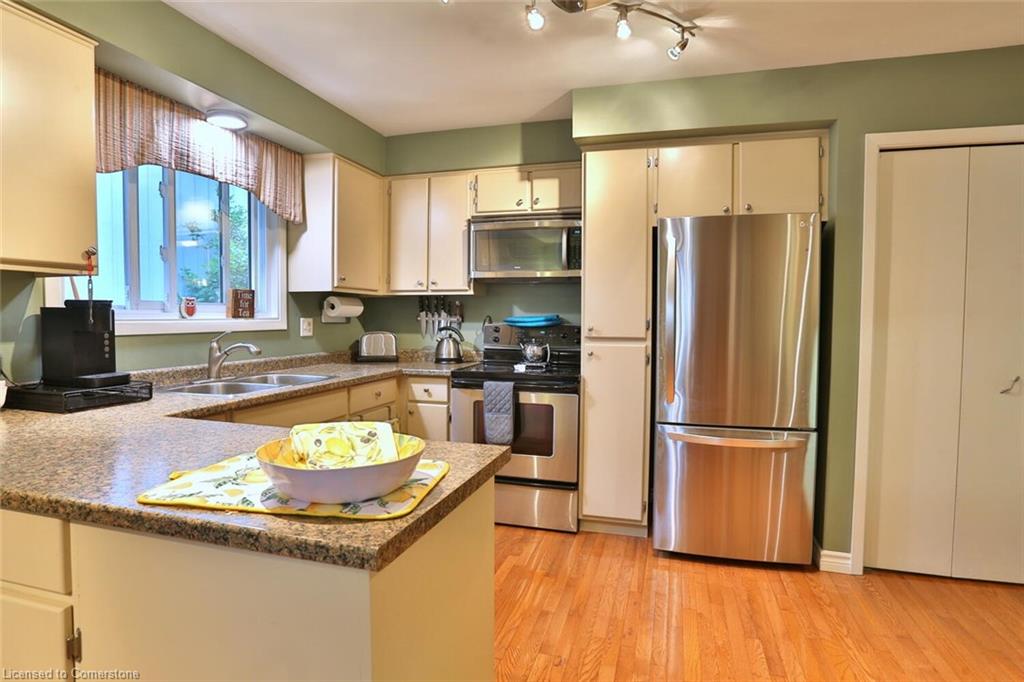 14 Waxwing Way Property Photo 8