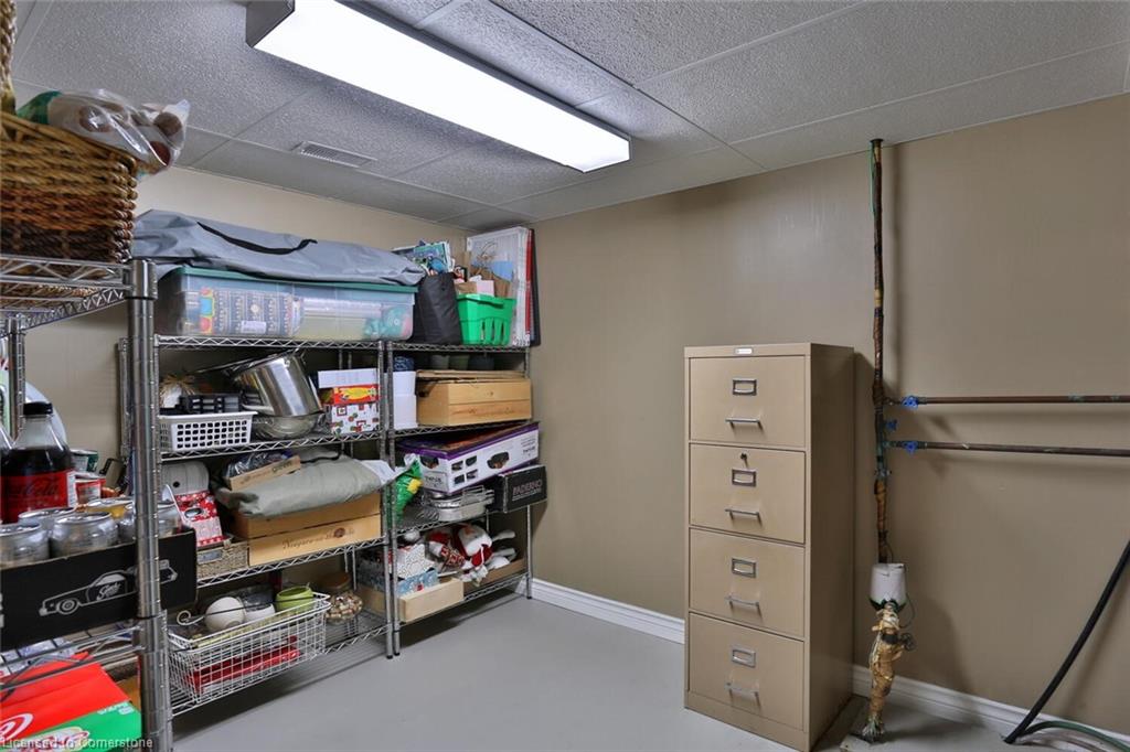 14 Waxwing Way Property Photo 32