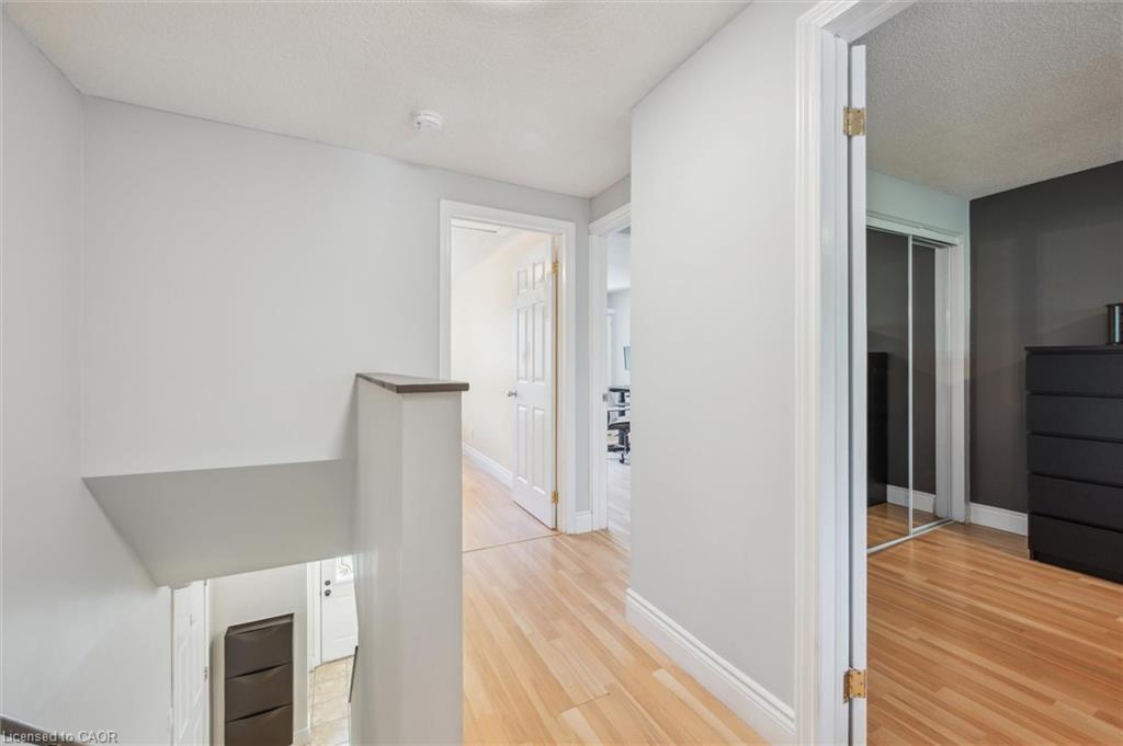 648 Hillview Road Property Photo 19