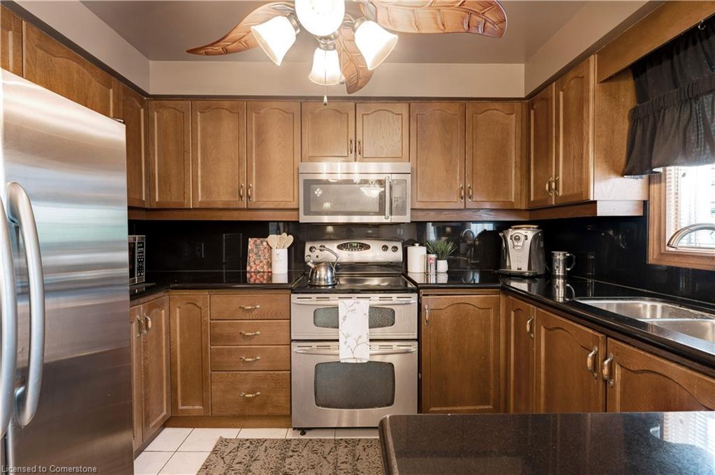 9 Sugarberry Court Property Photo 9