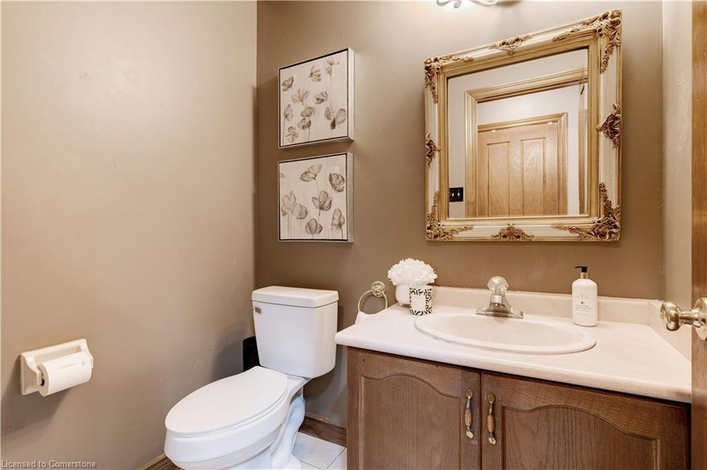 9 Sugarberry Court Property Photo 14