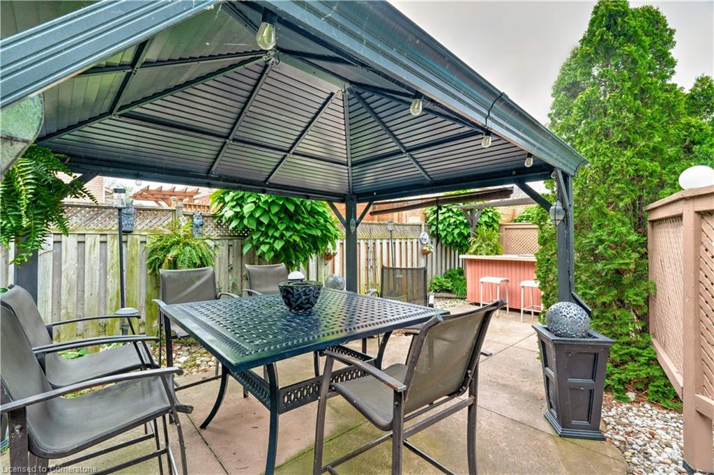 9 Sugarberry Court Property Photo 34