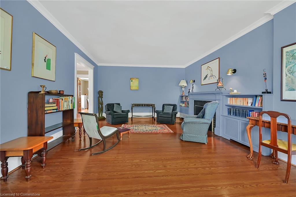 40 Undermount Avenue Property Photo 5