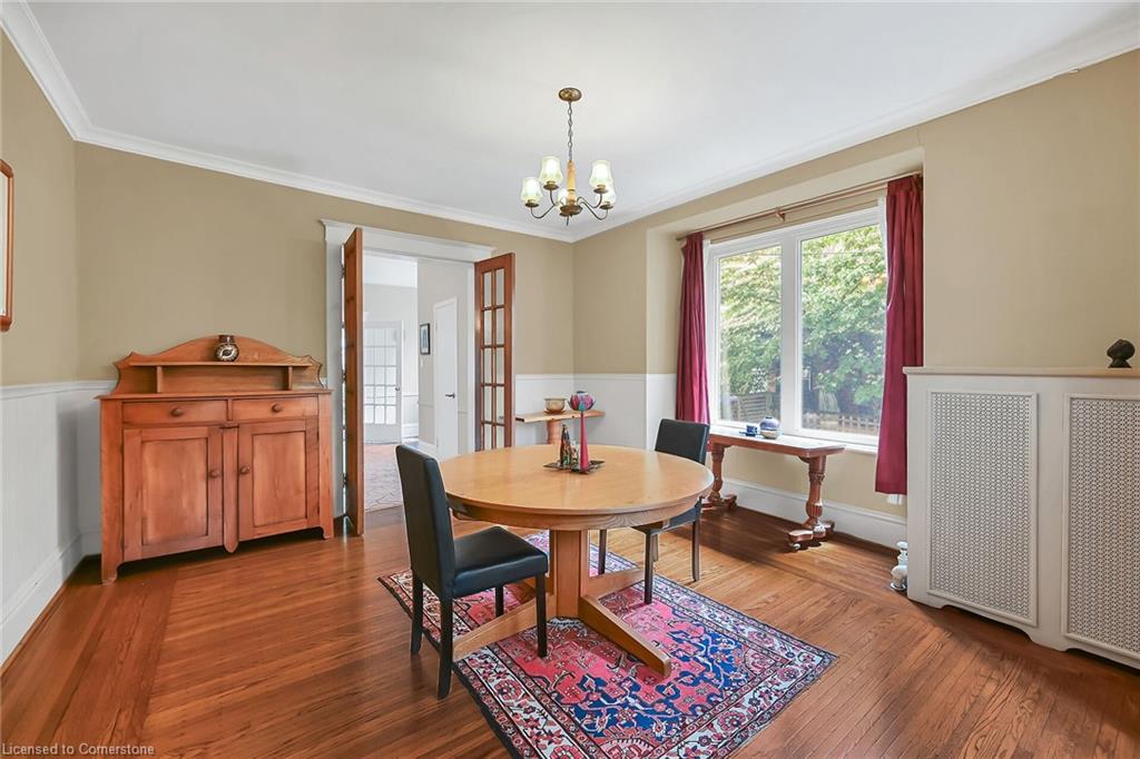 40 Undermount Avenue Property Photo 10