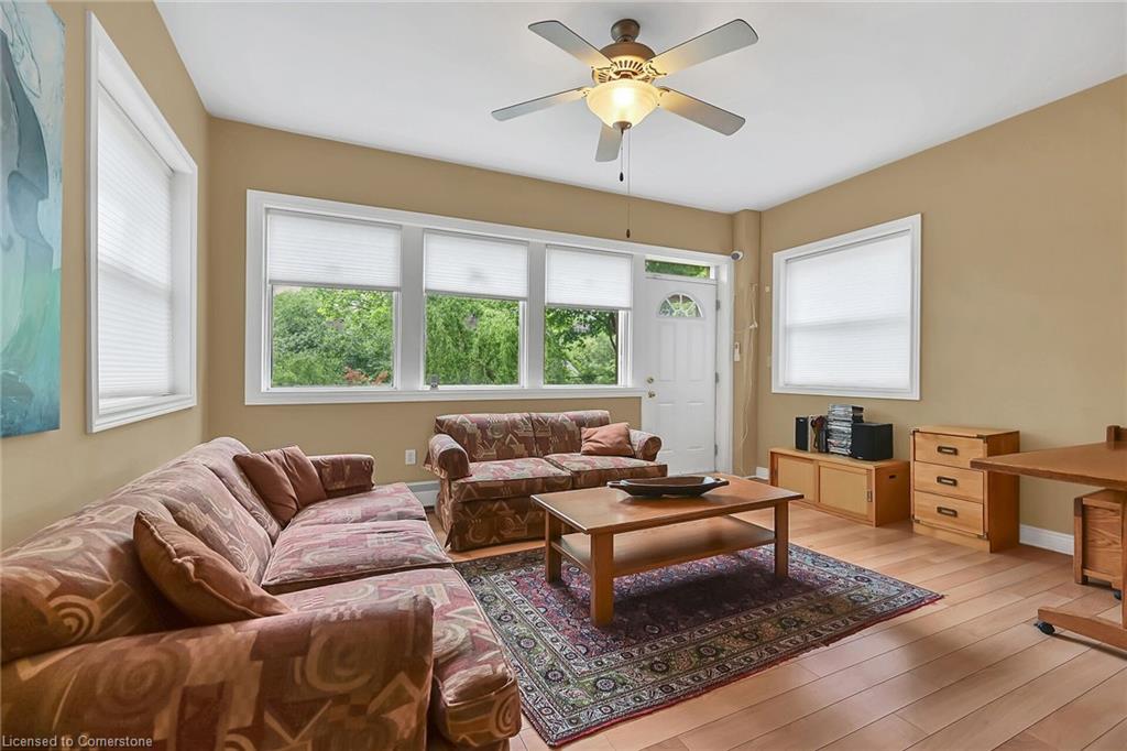 40 Undermount Avenue Property Photo 11