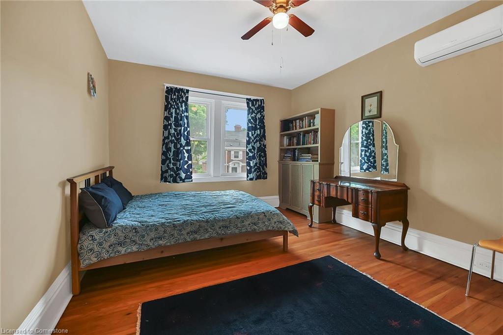 40 Undermount Avenue Property Photo 23