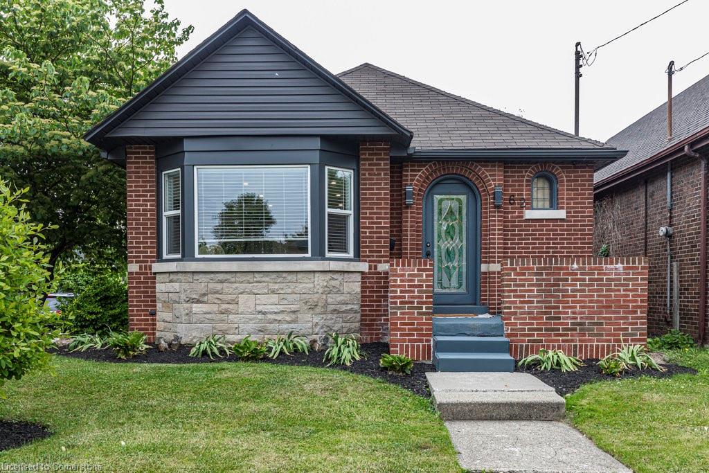 62 Weir Street N Property Photo 1