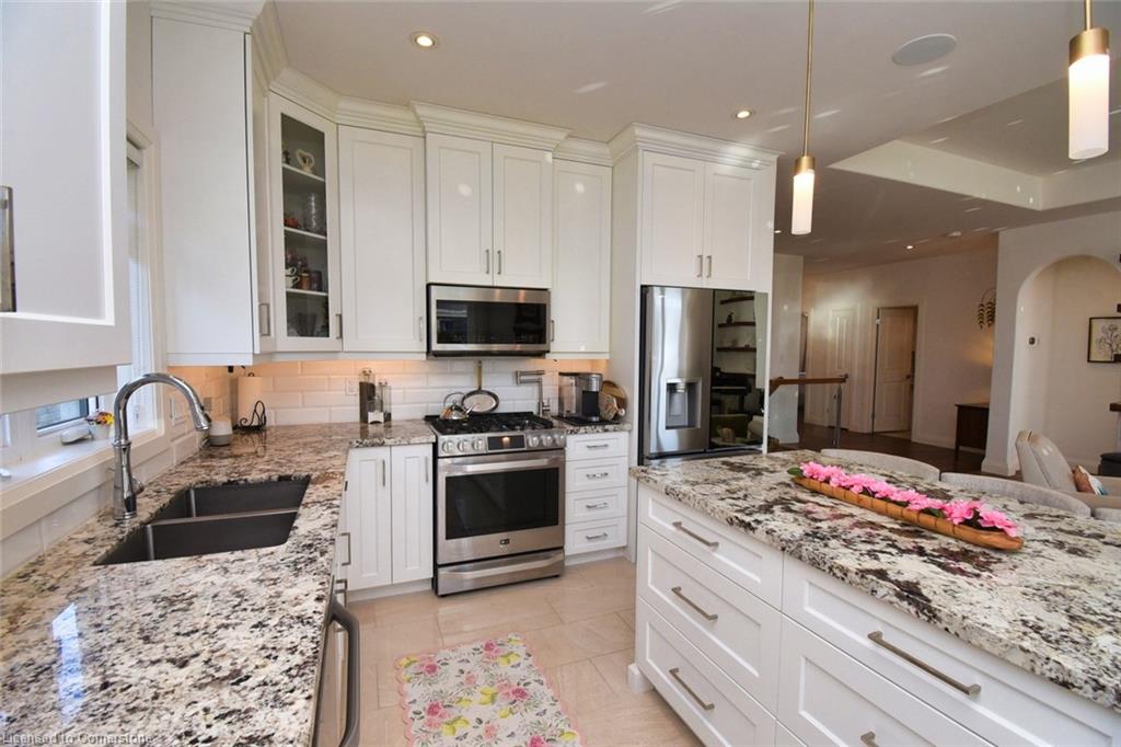 80 Backus Drive Property Photo 17