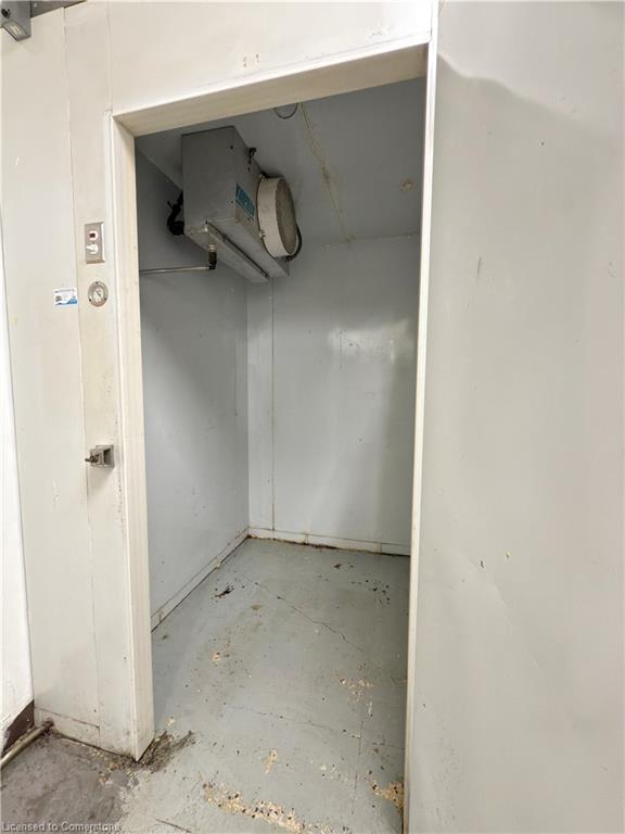 5-438 Kerr Street Property Photo 9
