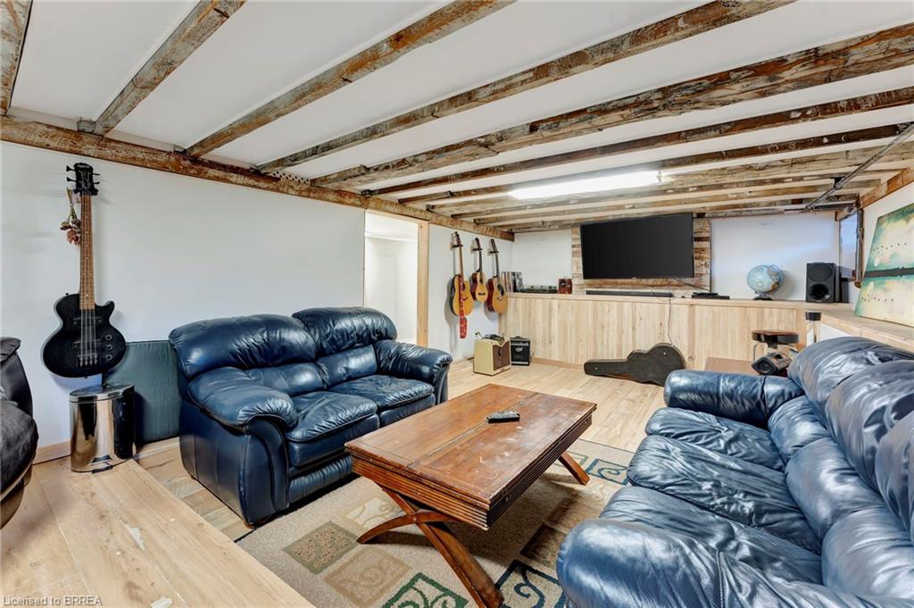 214 Grand River Street N Property Photo 29