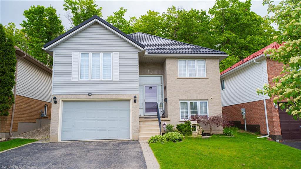 44 Dunnigan Drive E Property Photo 3