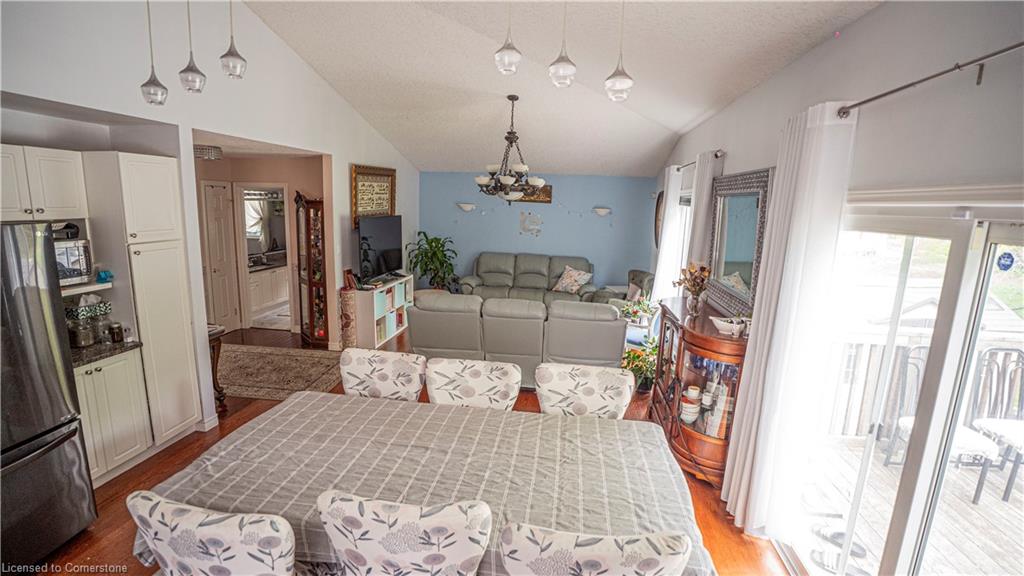 44 Dunnigan Drive E Property Photo 9