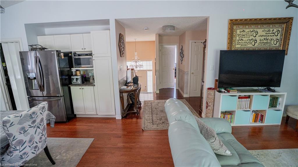 44 Dunnigan Drive E Property Photo 12