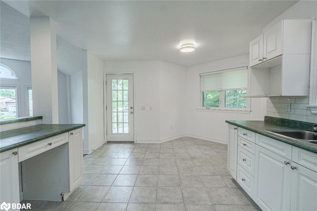 1 Kenwell Court Property Photo 6