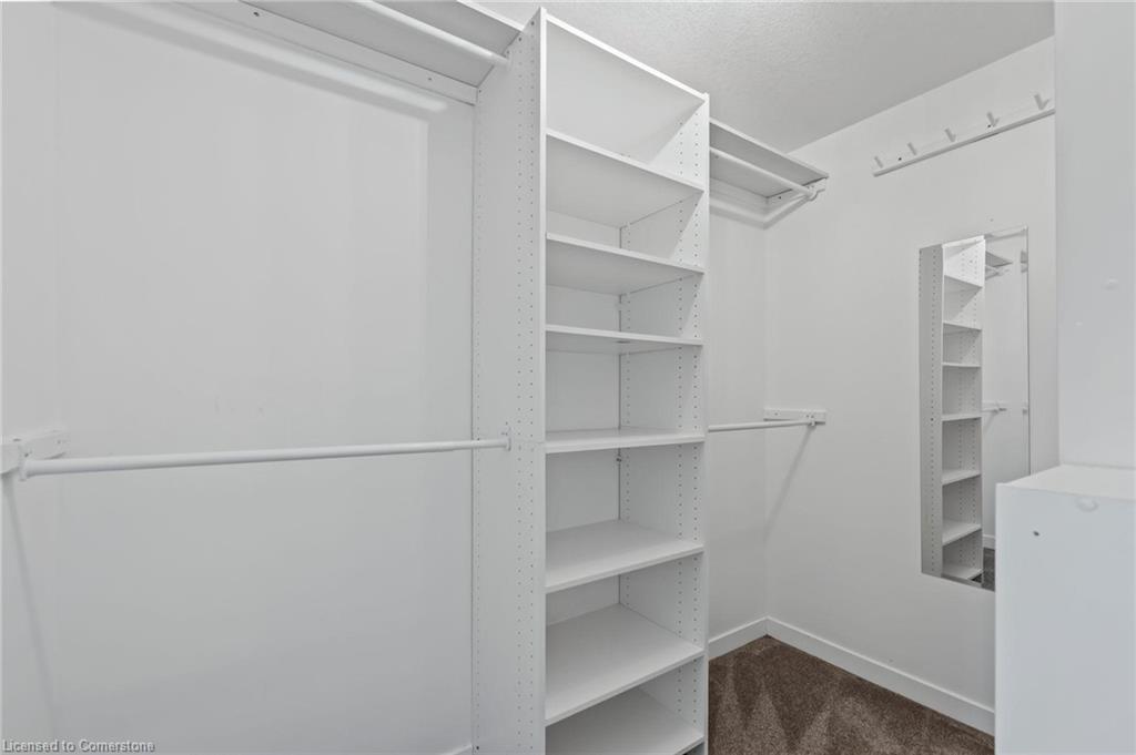 52 Bond Court Property Photo 20