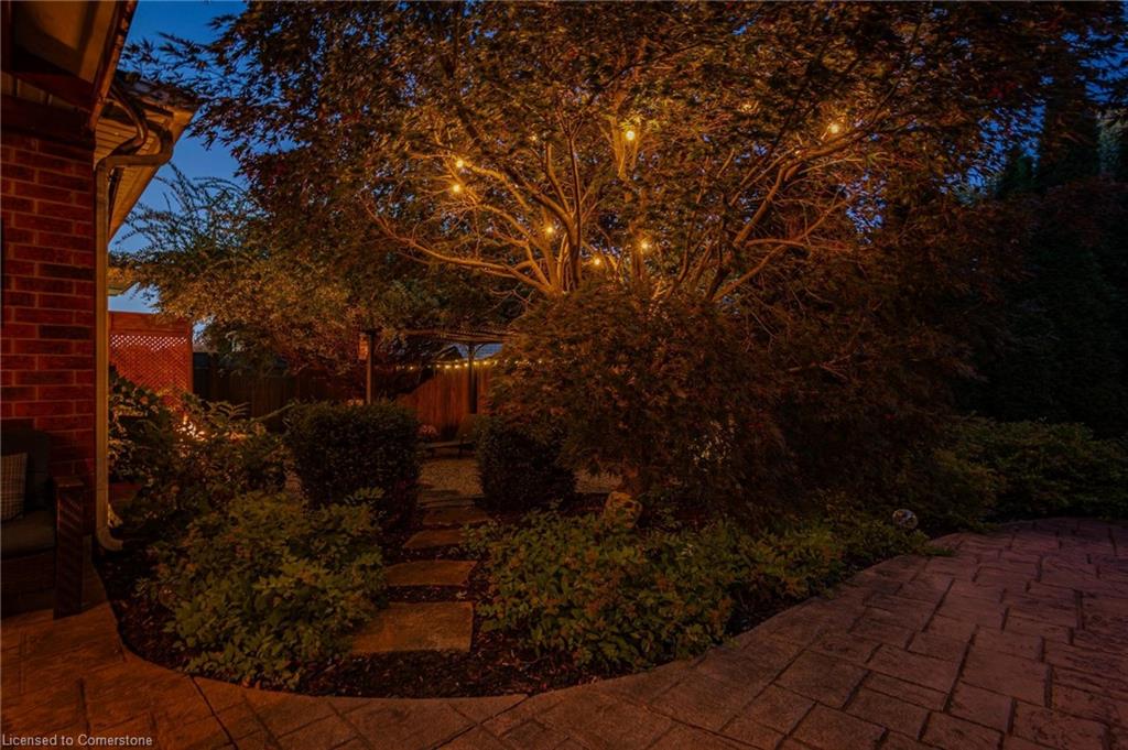 52 Bond Court Property Photo 42