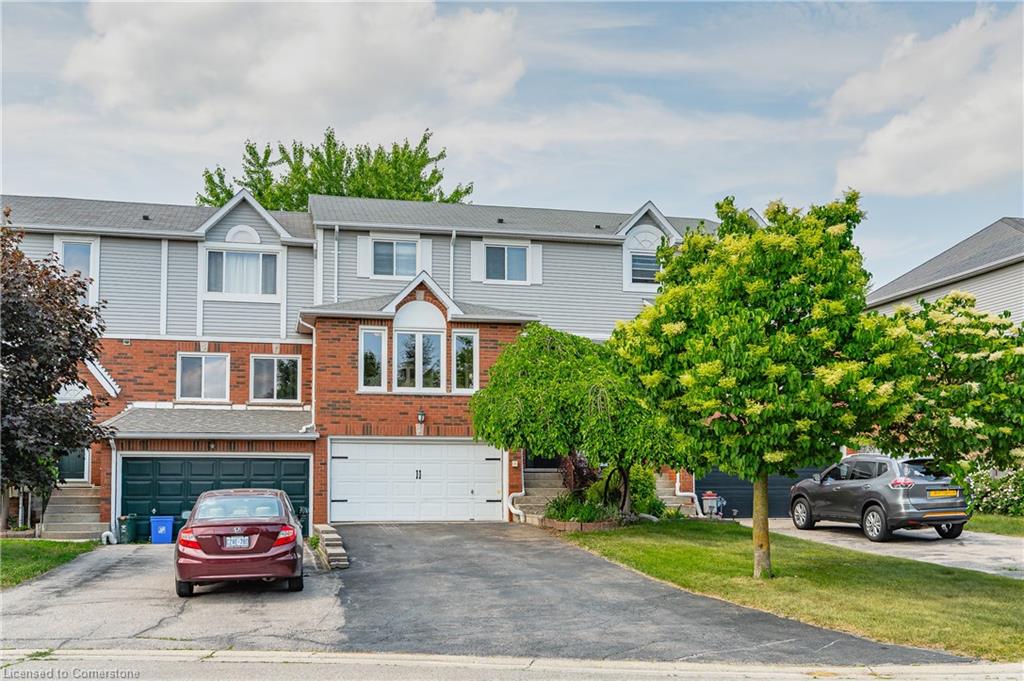 64 Fairgreen Close Property Photo 1
