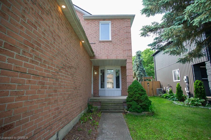 93 D'aubigny Road Property Photo 3