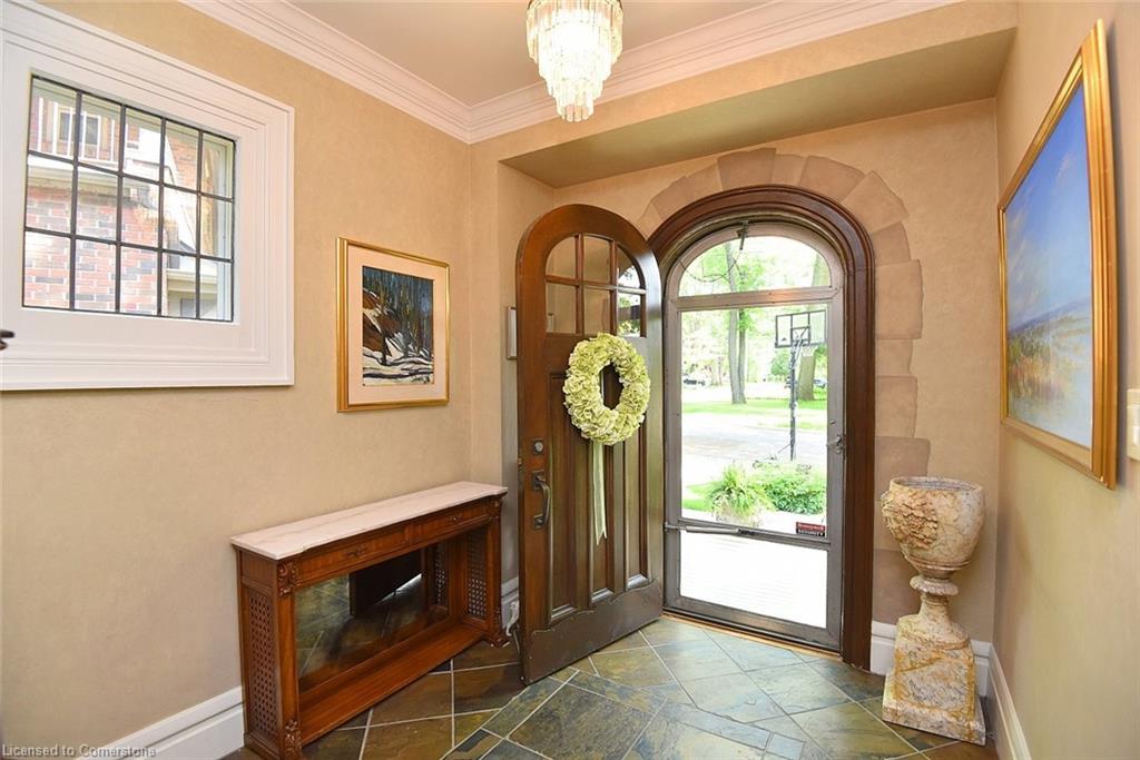 11 Oak Knoll Drive Property Photo 5