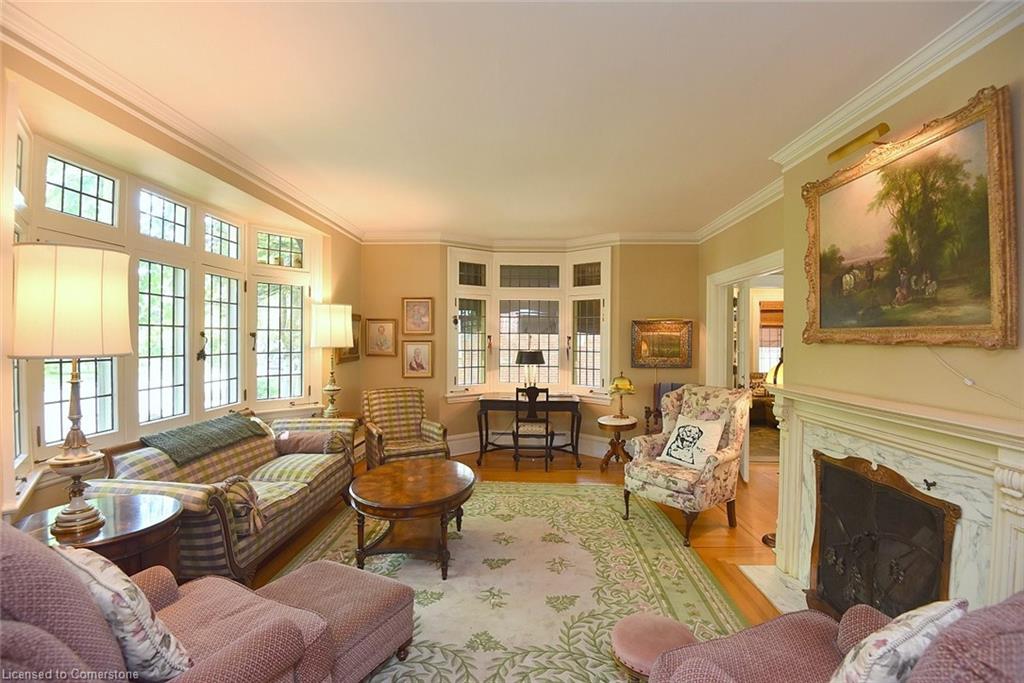11 Oak Knoll Drive Property Photo 6