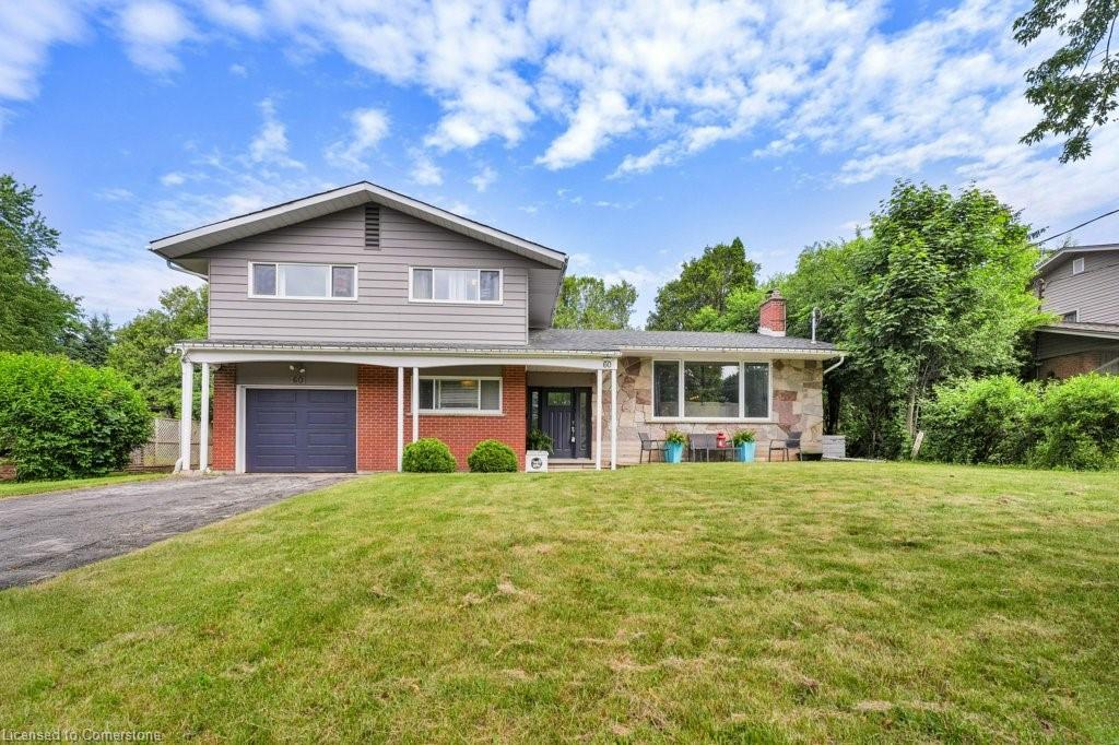 60 Springbank Crescent Property Photo 1