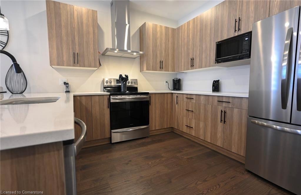 8 Elgin Street W Property Photo 2