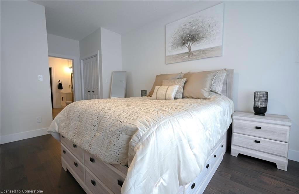 8 Elgin Street W Property Photo 8