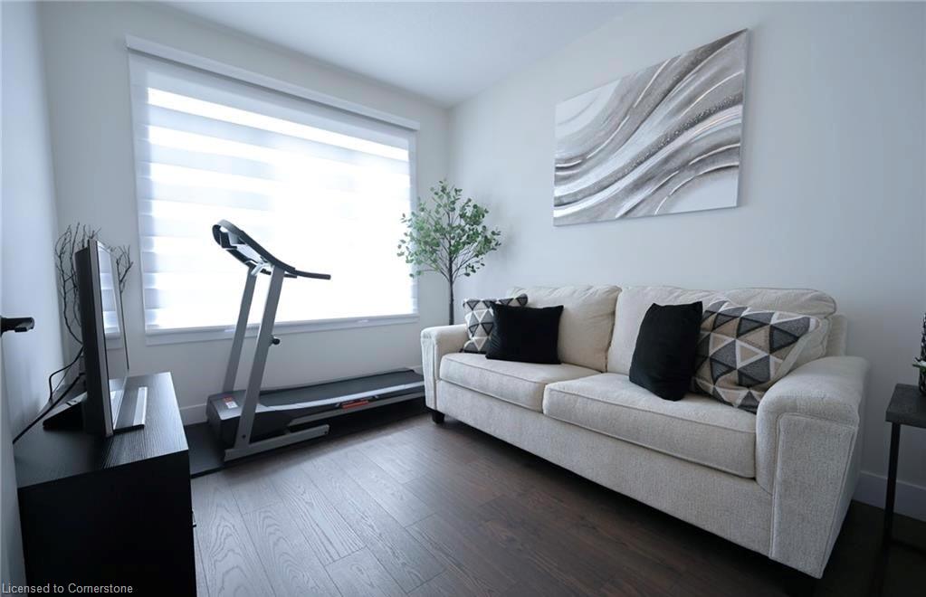 8 Elgin Street W Property Photo 9