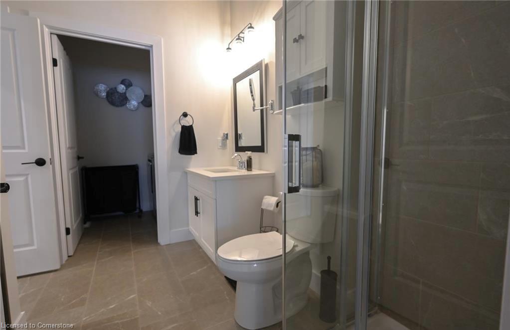 8 Elgin Street W Property Photo 11