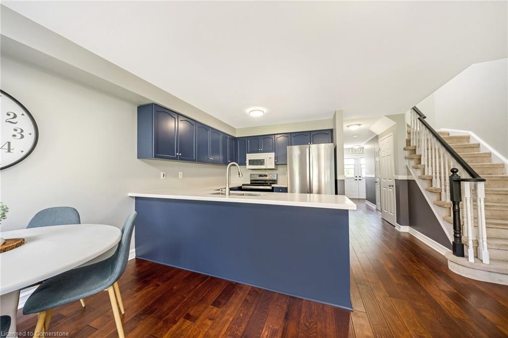 11 Harding Street Property Photo 11