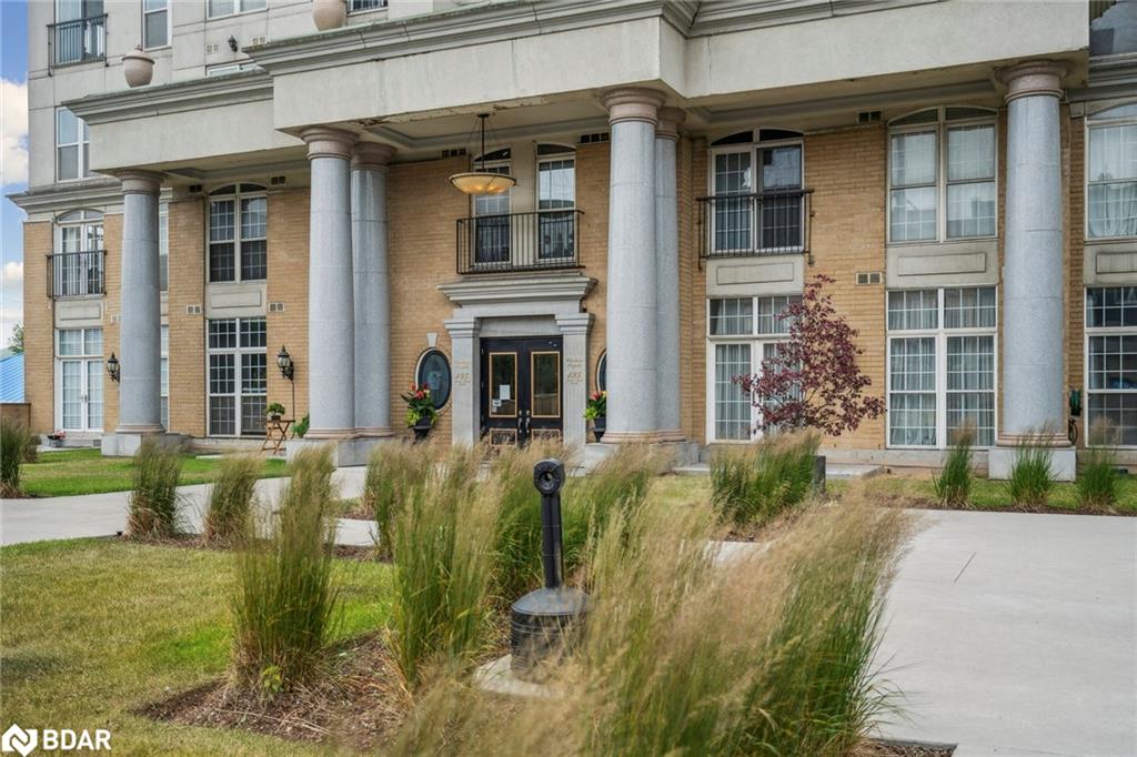 414-135 James Street S Property Photo 3