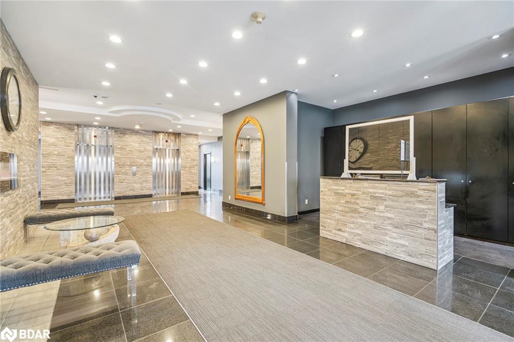 414-135 James Street S Property Photo 6