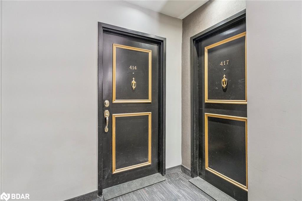 414-135 James Street S Property Photo 7