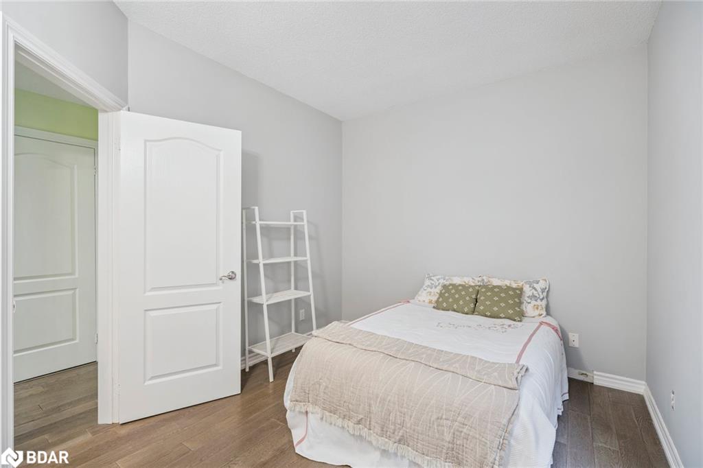 414-135 James Street S Property Photo 14