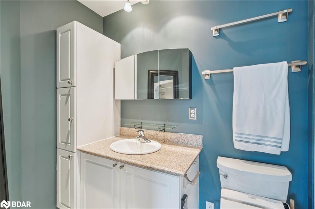 414-135 James Street S Property Photo 19