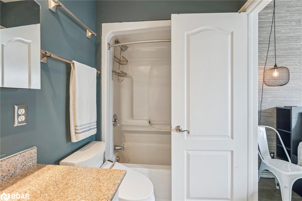 414-135 James Street S Property Photo 20