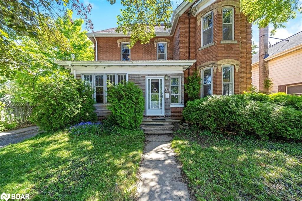 53 Willow Street N Property Photo 1
