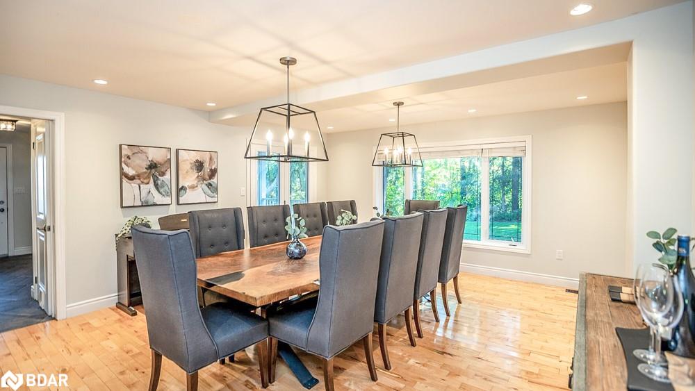 112 Lakeshore Road W Property Photo 15