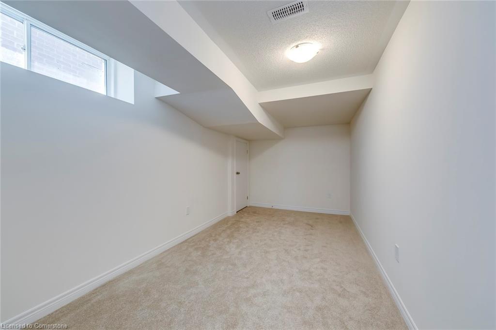 3934 Leonardo Street Property Photo 22