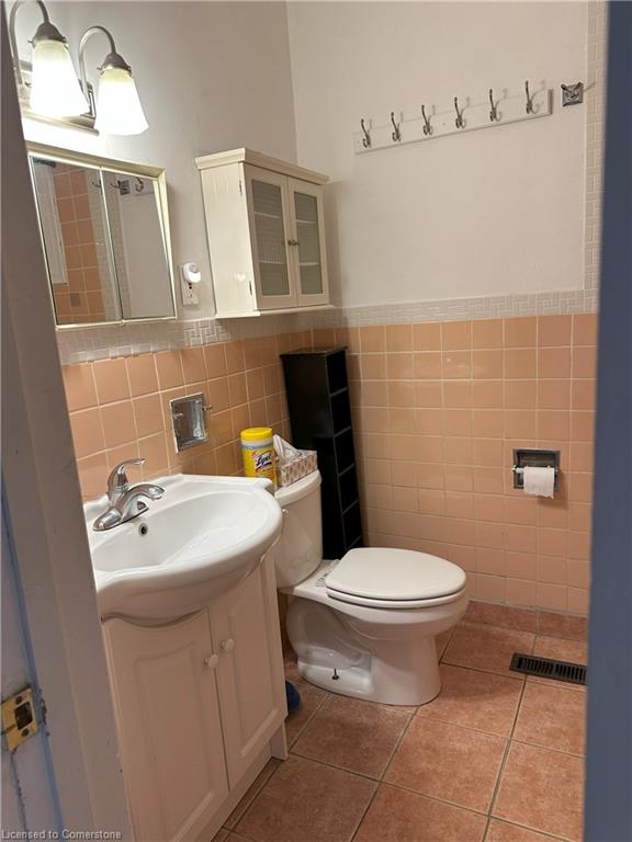 2-326 Herkimer Street Property Photo 8