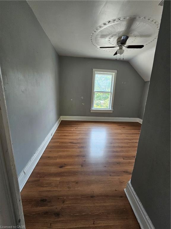 56 Cameron Street N Property Photo 4