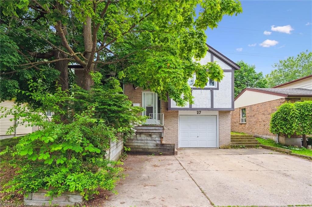 27 Sugar Maple Street Property Photo 2